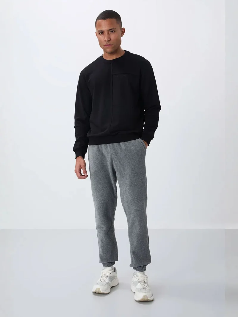 تومي لايف TOMMY Men's Solid Crew Neck Sweatshirt