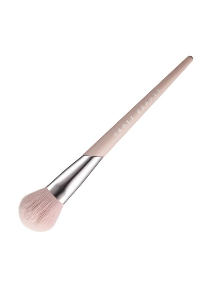 Fenty Beauty Sculpting Bronzer Brush - 195 - Image 4