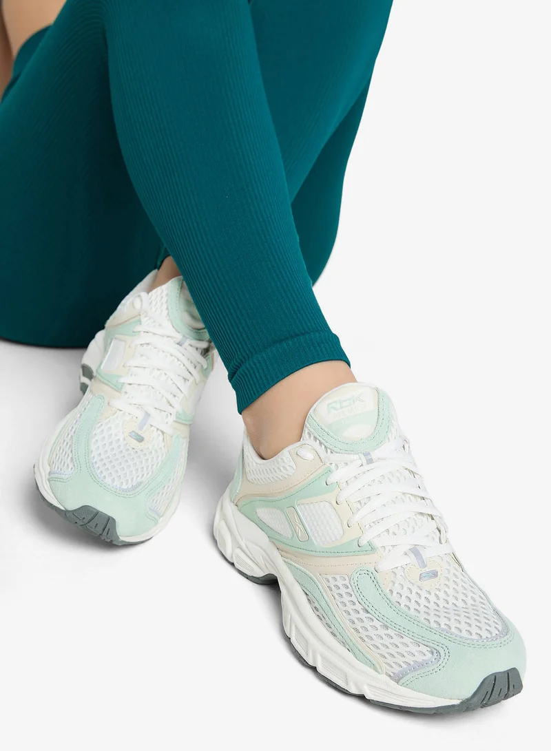 ريبوك ربك بريمير ترينيتي