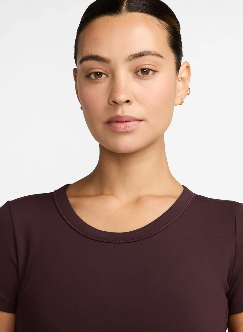 Nike One Fitted Dri-Fit T-Shirt