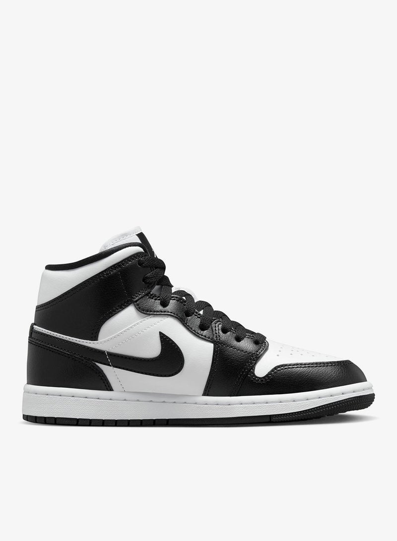 Jordan Air Jordan 1 Mid - Image 1