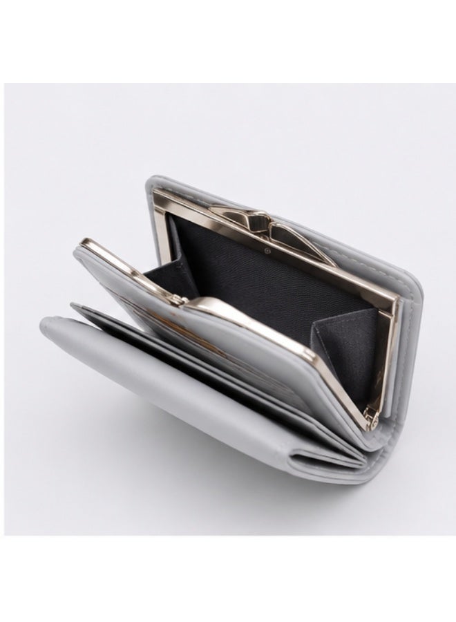 Women's wallet for money and cards - Image 3