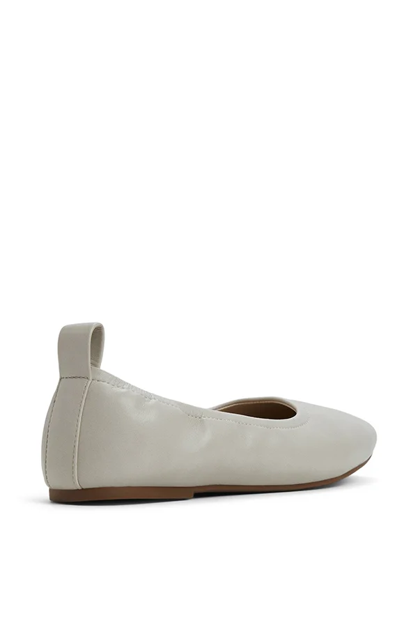 Call it Spring Sheilah Ladies White Ballerina