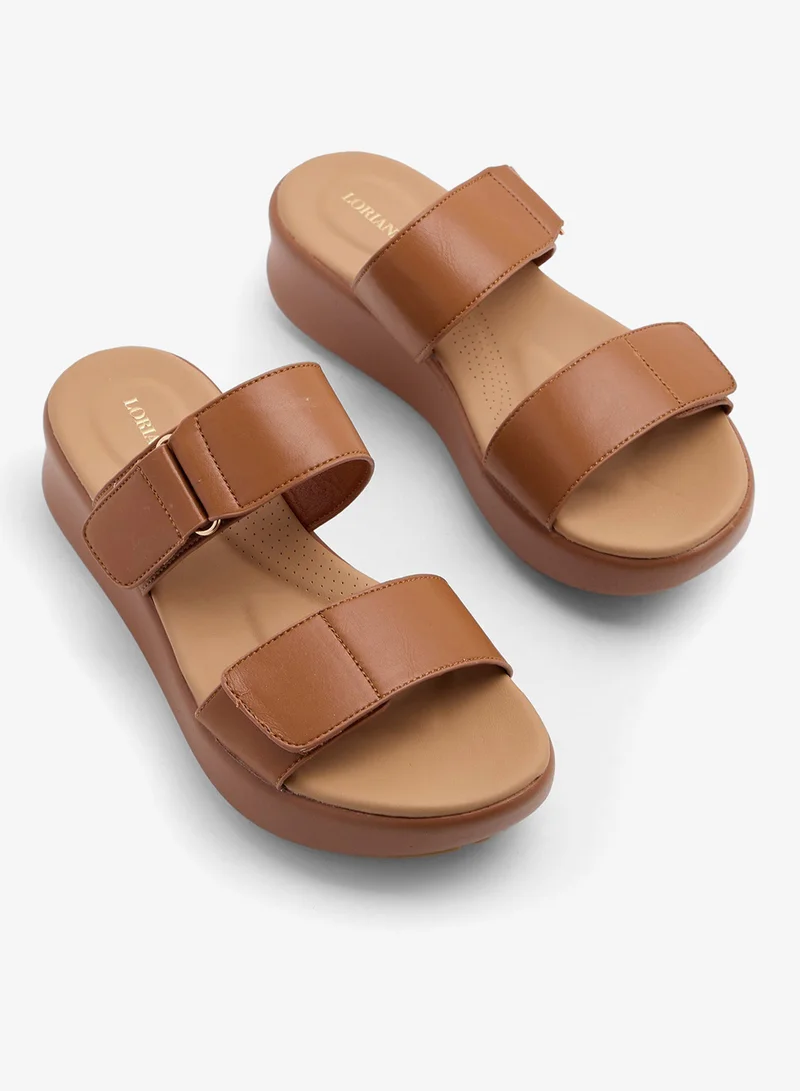 LORIANNE Shanti-Width sandals