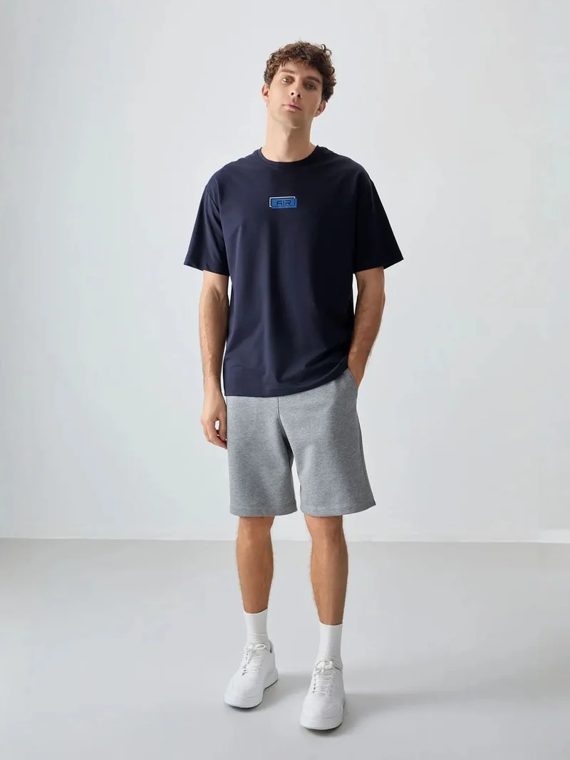 TOMMYLIFE TOMMY Oversized Logo Patch T-Shirt