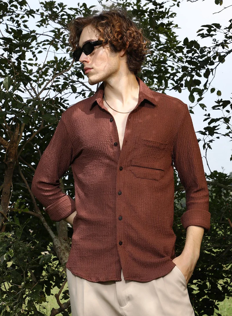 Campus Sutra Men's Chocolate Brown Solid Tactile-Woven Shirt