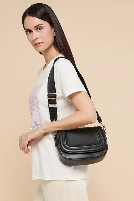 أر أند بي Solid Crossbody Bag