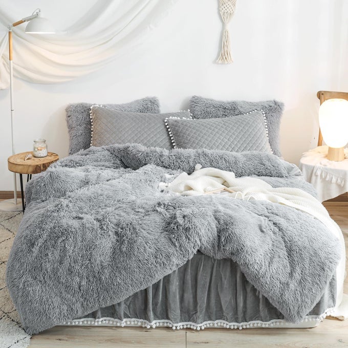 GRAY FAUX FUR COMFORTER COVER TWIN SIZEFLUFFY PLUSH SHAGGY DUVET COVER SET 1 FAUX FUR DUVET COVER 1 PILLOW CASES VELVET BEDDING 2 PIECES SETS ZIPPER CLOSURE GRAY TWIN