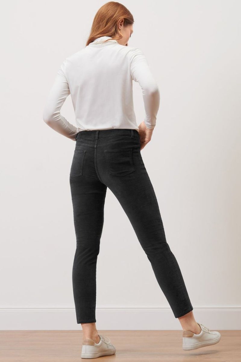 Tchibo Women Regular Fit Textured Straight Leg Pants, Black - Image 2