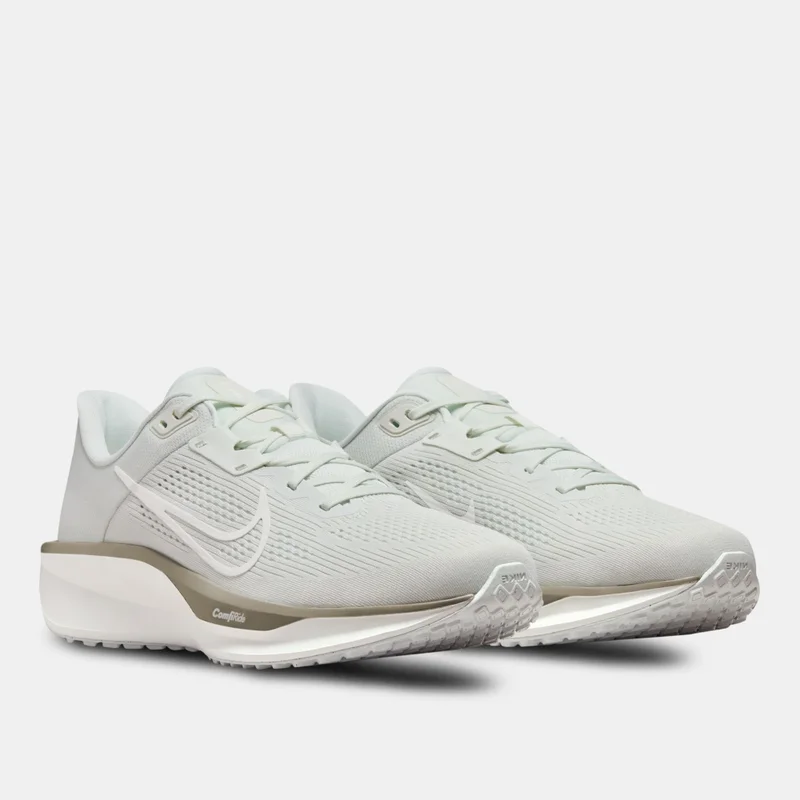 نايكي حذاء جري رجالي كويست