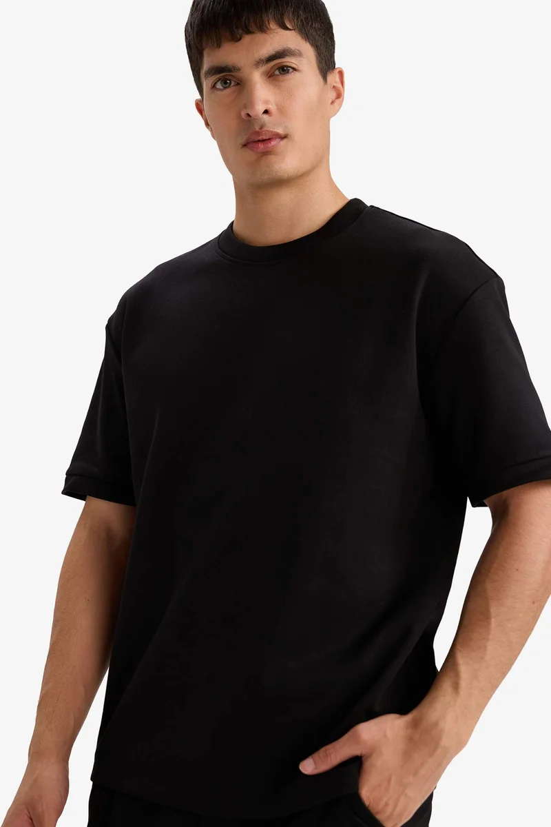 ديفاكتو Oversize T-Shirt
