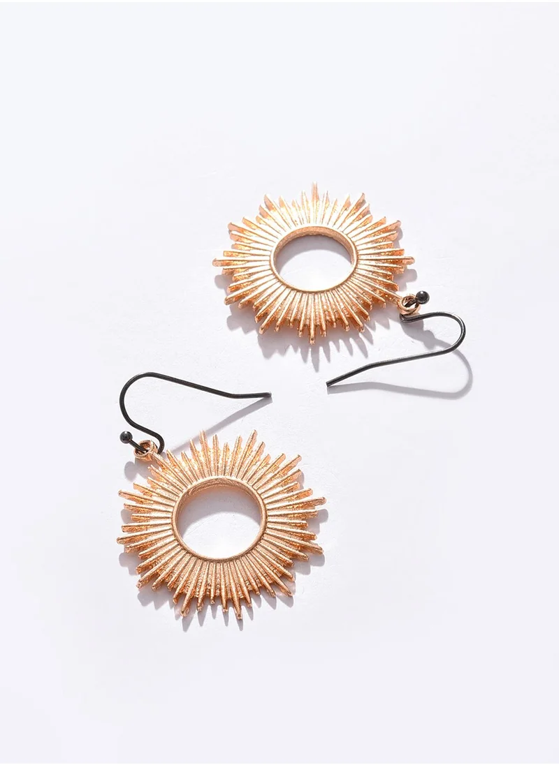 SOHI Casual Drop Earrings