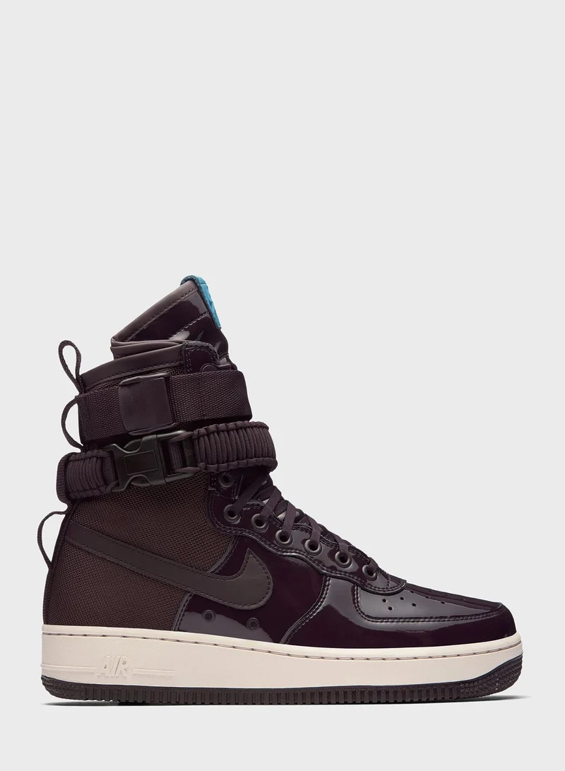 Nike Sf Air Force 1 Se Premium
