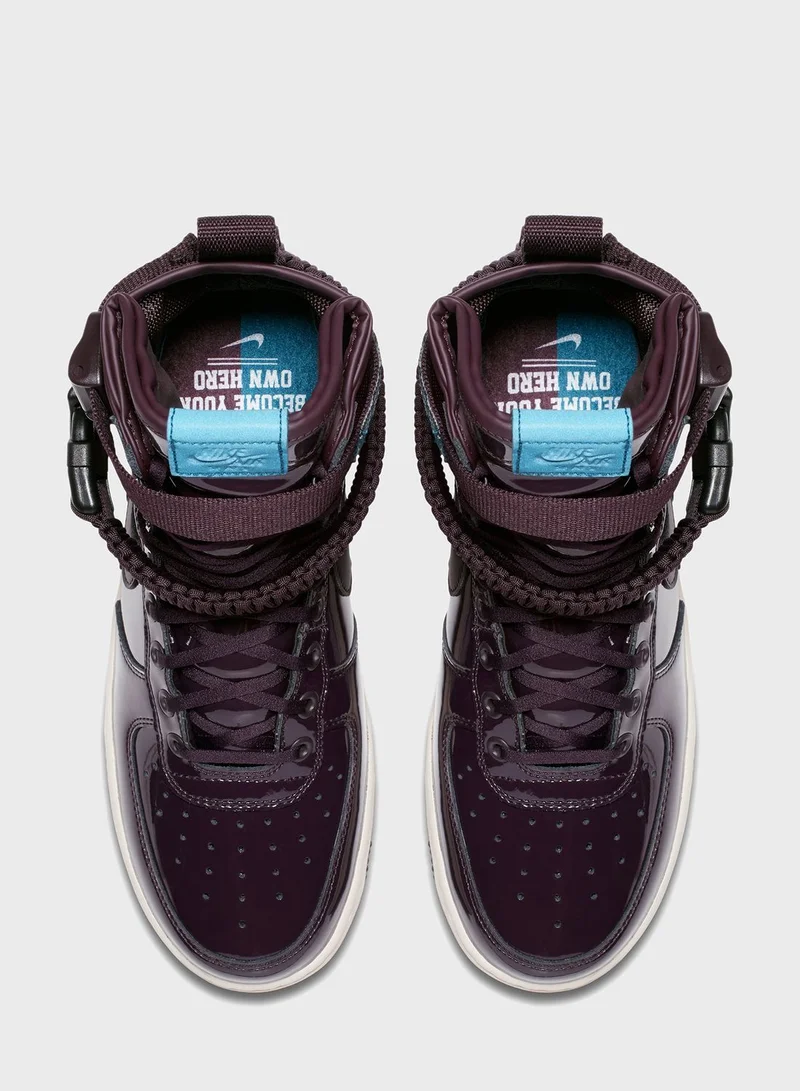 Nike Sf Air Force 1 Se Premium