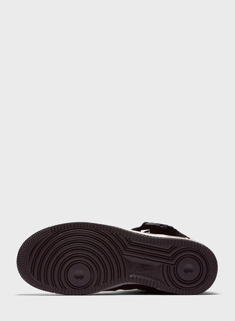 Nike Sf Air Force 1 Se Premium