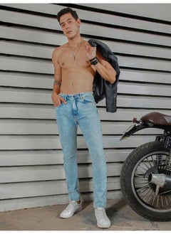 HIGH STAR Mid Rise Plain Regular Fit Jeans by Styli  - Image 1