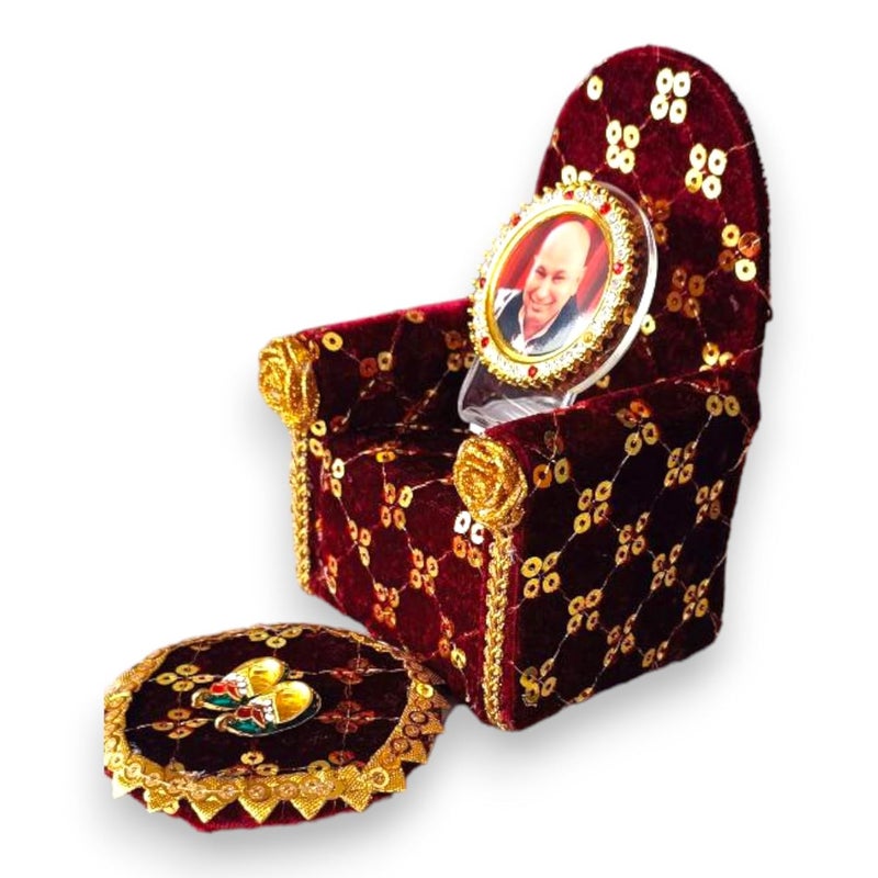 كرسي جورو جي داربار مع صورة جورو جي وشاران بادوكا من الخشب المستورد قماش فاخر جاي جورو جي مخزون محدود - Image 4