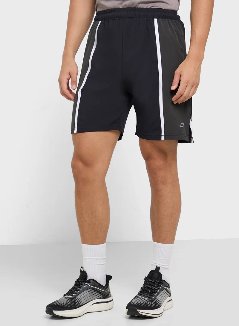 فورورد Training Shorts