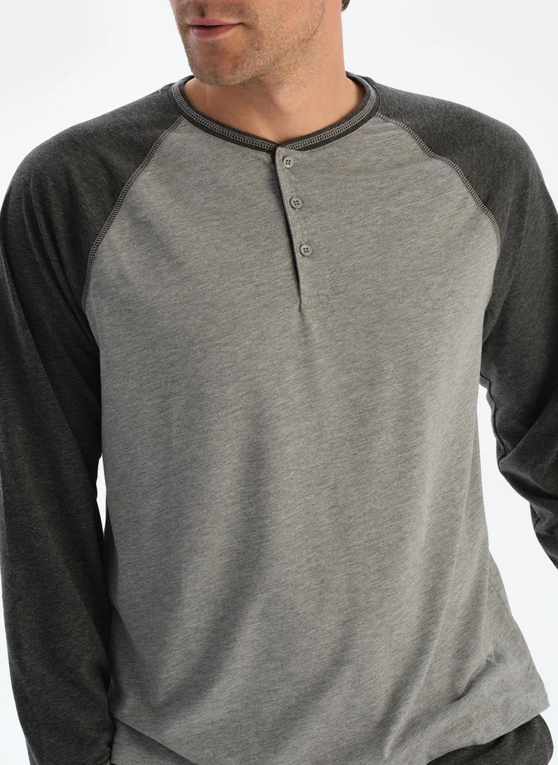 داجي T-shirt & Trousers Pajama Set Crew Neck Supreme Mid Rise Sleepwear