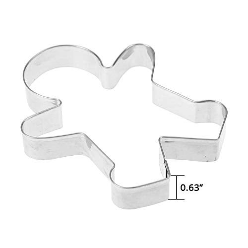 SOSOHOME 3 Piece Gingerbread Man Cookie Cutter Set, Christmas Shape Cookie Cutters Molds - 2.2 Inch, 3 Inch, 4.5 Inch - Image 4