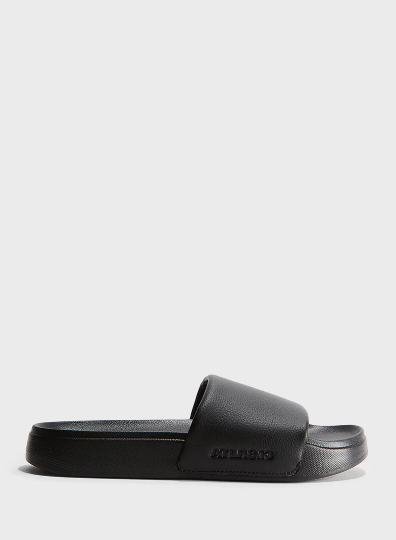 H&M Pool Slides
