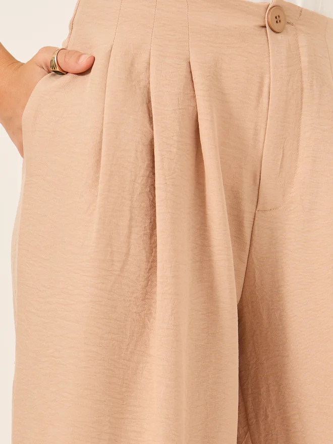 Styli Styli Crinkled Pleated Wide Leg Pants