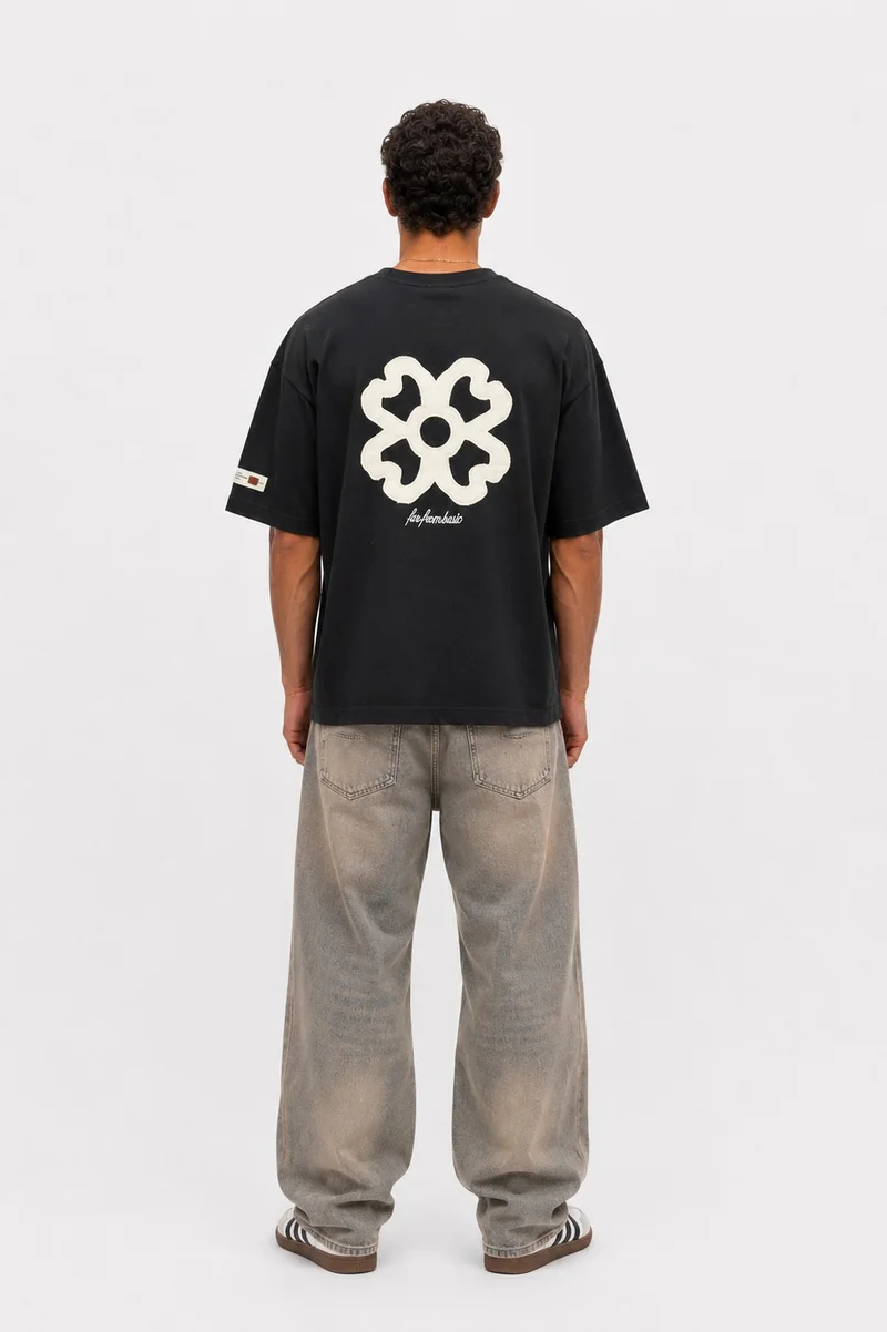 RESPIRE Men's Oversize T-Shirt with Embroidered Detail, Black