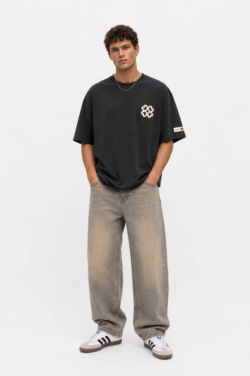 RESPIRE Men's Oversize T-Shirt with Embroidered Detail, Black