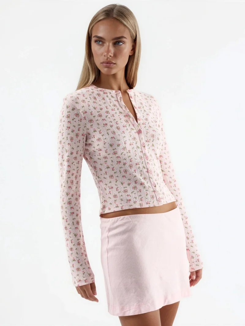 بوسيم BUSEM Floral Ribbed Crop Blouse with Button Closure