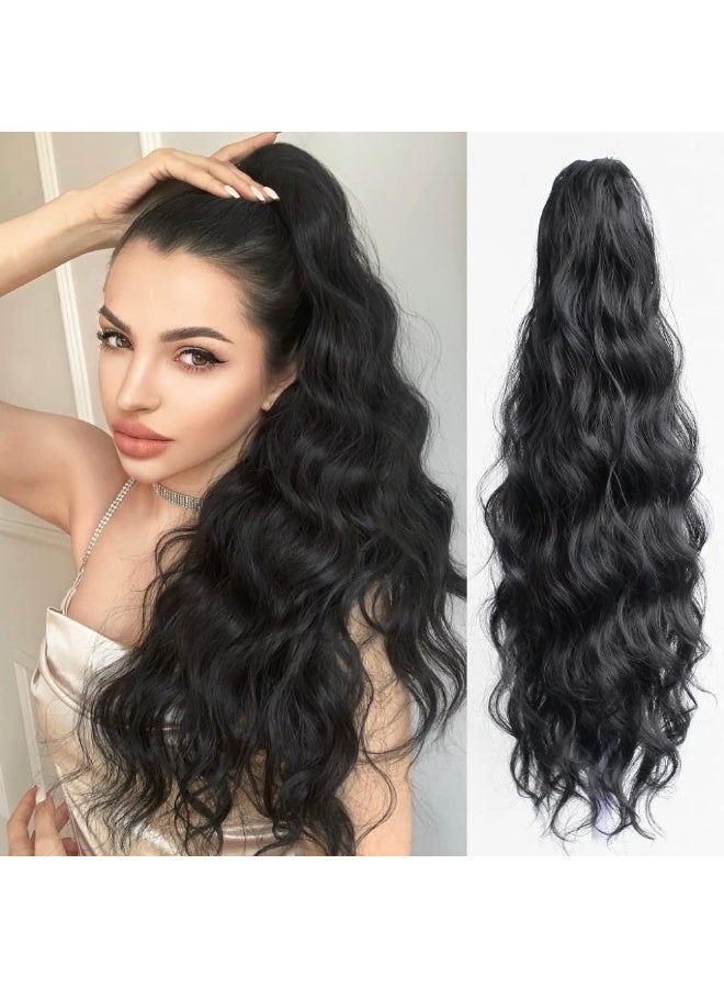 كيلا وصلة شعر ذيل حصان مموجة، وصلة ذيل حصان بمشبك، طول 22 بوصة، ذيل حصان صناعي بمظهر طبيعي، مناسبة للنساء ذوات البشرة السمراء، مثالية للحفلات والاستخدام اليومي، وزن 6 أونصات، لون أسود داكن. - Image 1