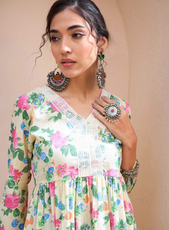 SASSAFRAS Yellow Floral Cambric V Neck Peplum Kurti - Image 4