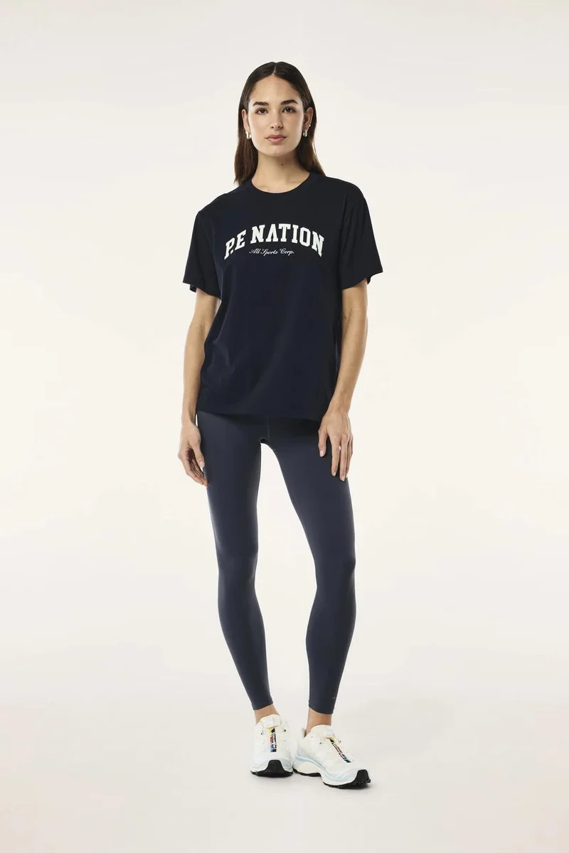 بي إي نيشن Dark Relaxed-Fit Heritage Logo Tee