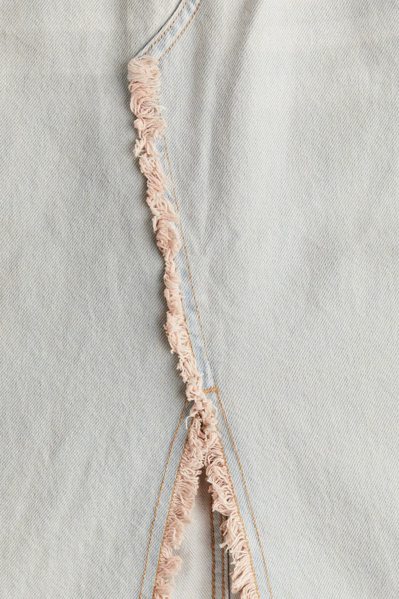 H&M Frayed-edge denim skirt