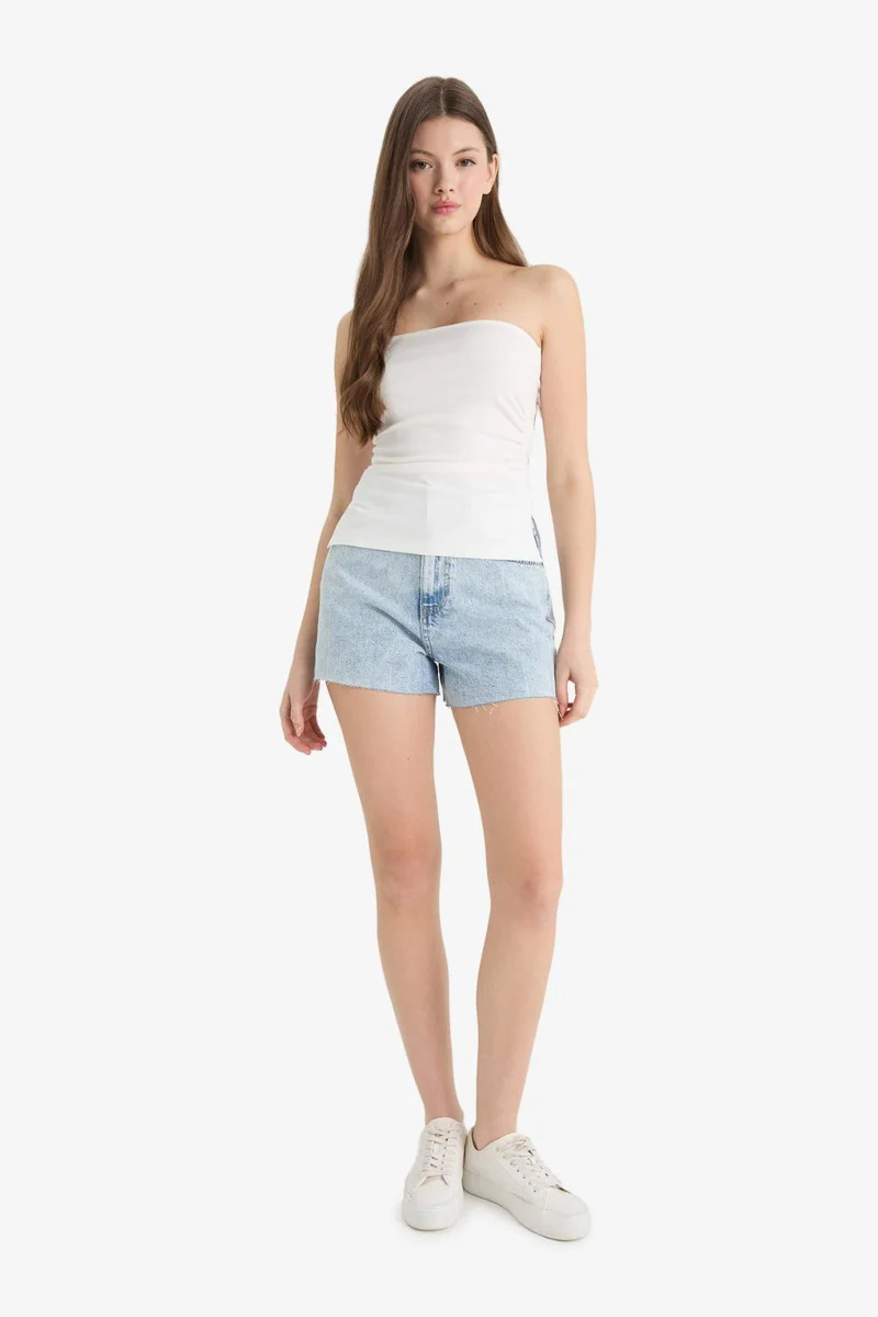 ديفاكتو Slim Fit Strapless Tank Top
