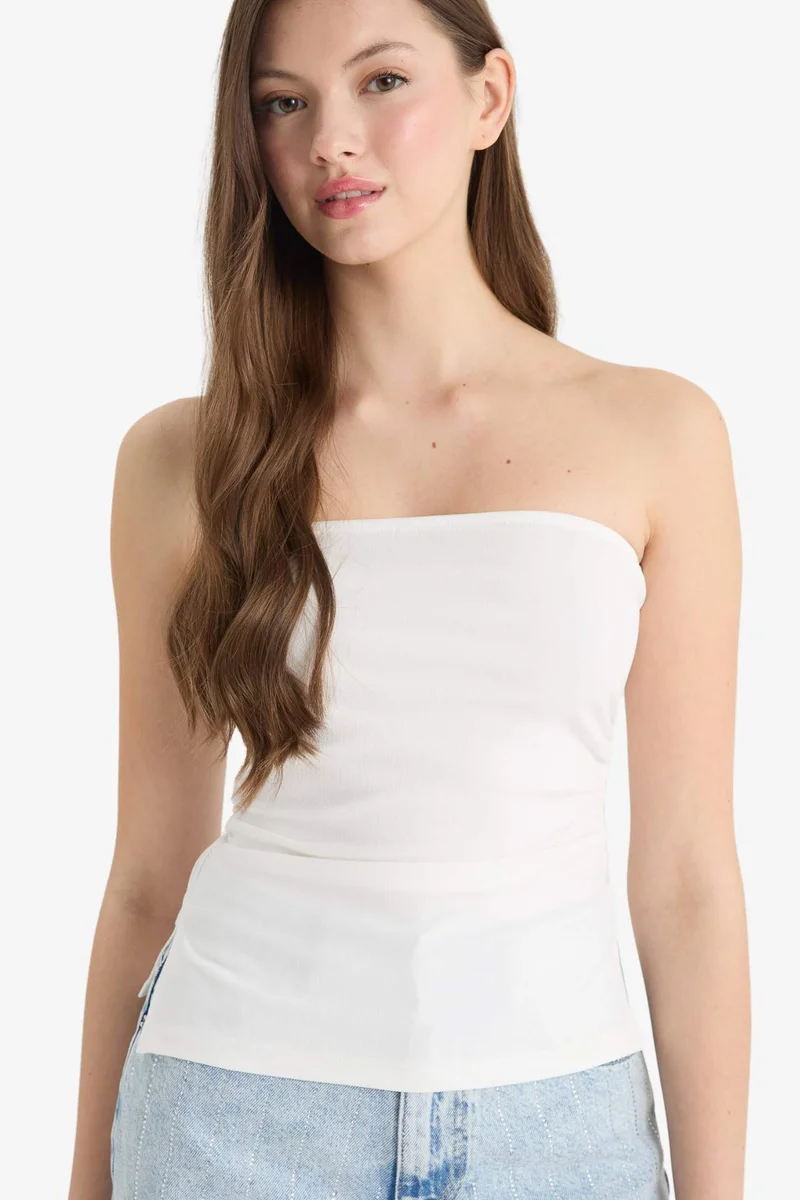 ديفاكتو Slim Fit Strapless Tank Top