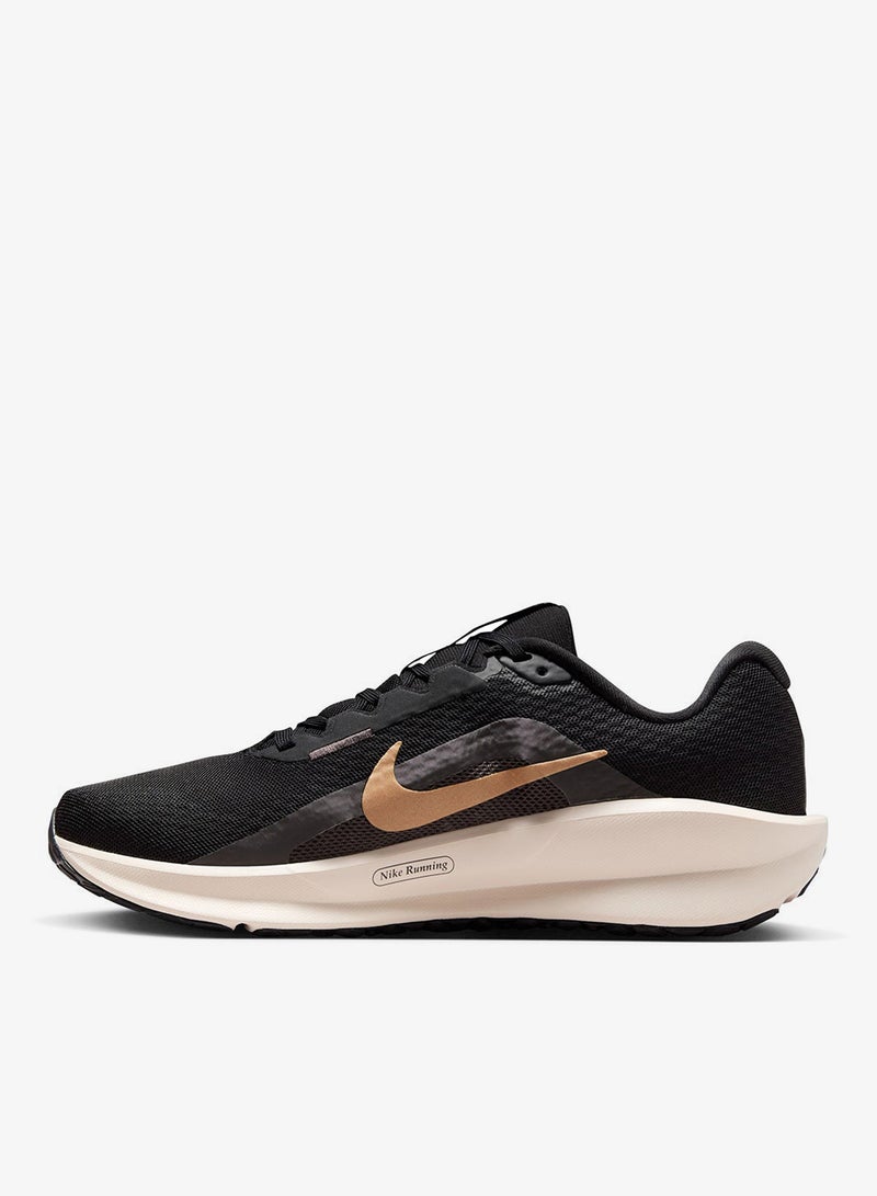 Nike Downshifter 13 - Image 2