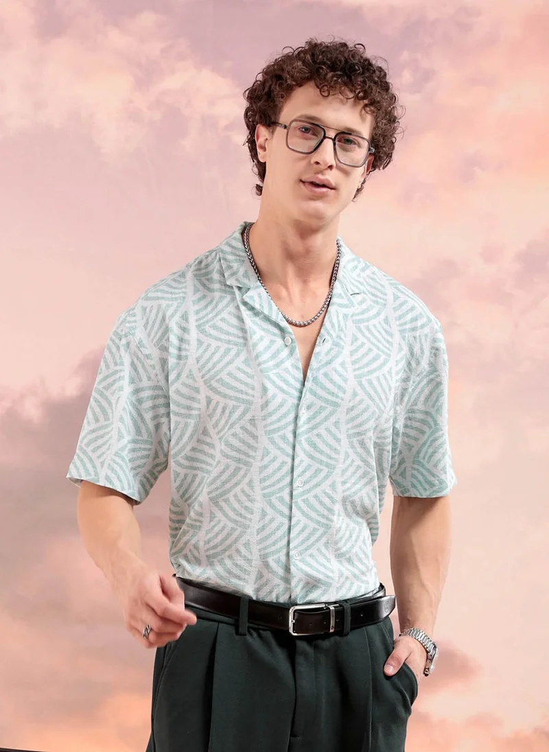 ذا انديان كراج كو Men Relaxed Fit Textured Printed Half Sleeves Cuban Collar Resort Wear Shirt