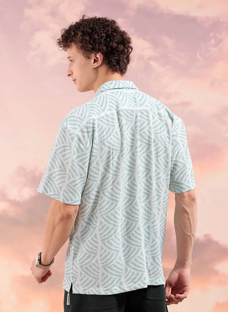 ذا انديان كراج كو Men Relaxed Fit Textured Printed Half Sleeves Cuban Collar Resort Wear Shirt