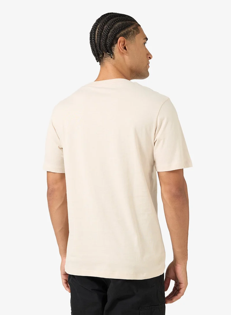 JJ Rebel Logo Regular Fit Crew Neck T-Shirt