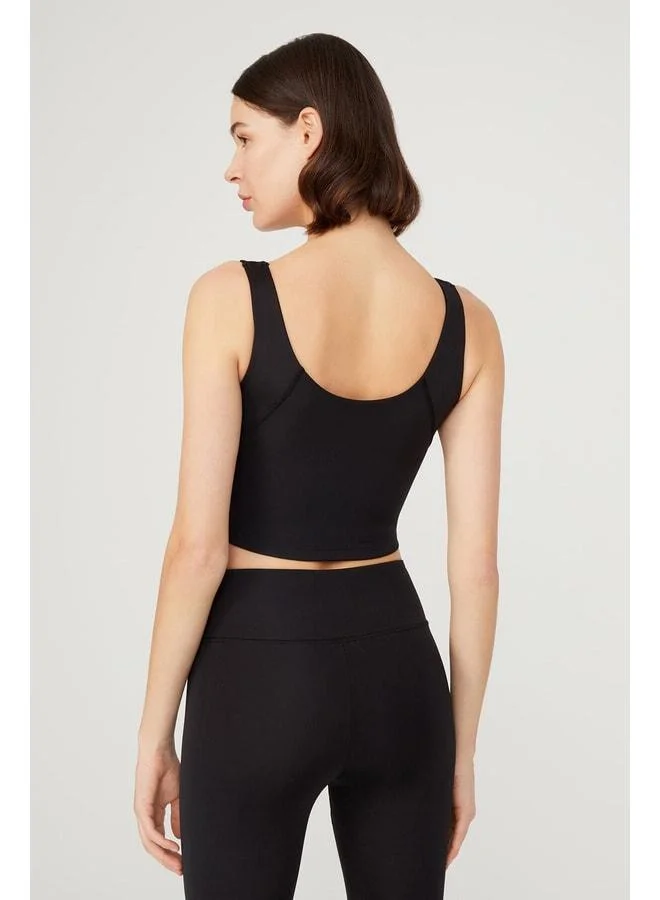 Los Ojos Black V-Neck Lightly Supported Padded Sports Bra.
