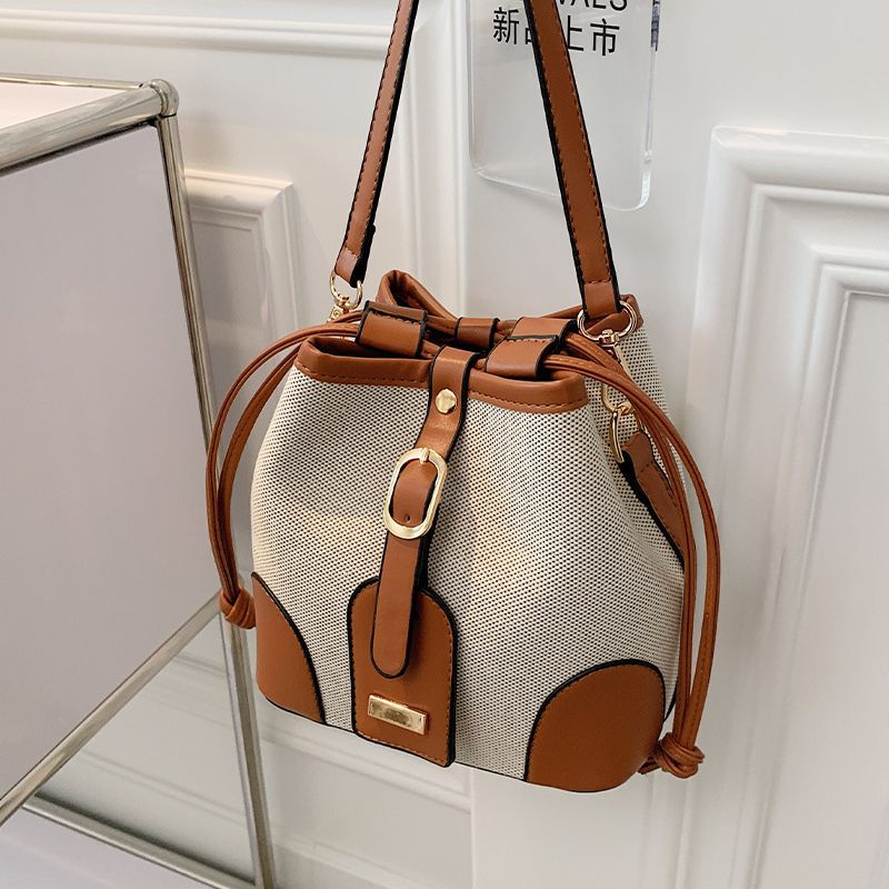 حقيبة دلو عصرية ملونة للنساء، حقيبة كتف متعددة الاستخدامات، ربيع/ موضة - Image 4