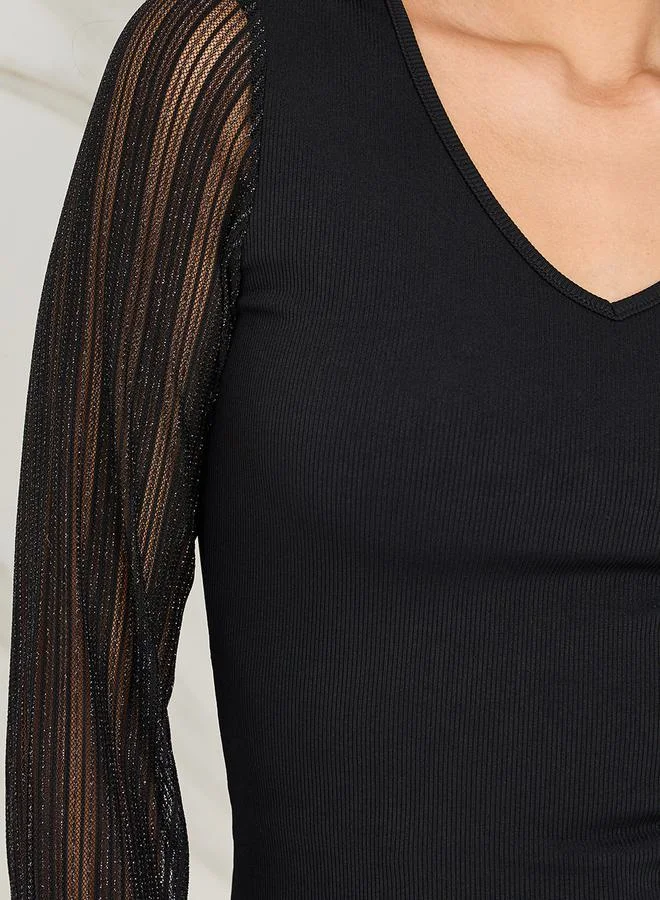 Styli V Neck Contrast Mesh Sleeve Fitted Knit Top