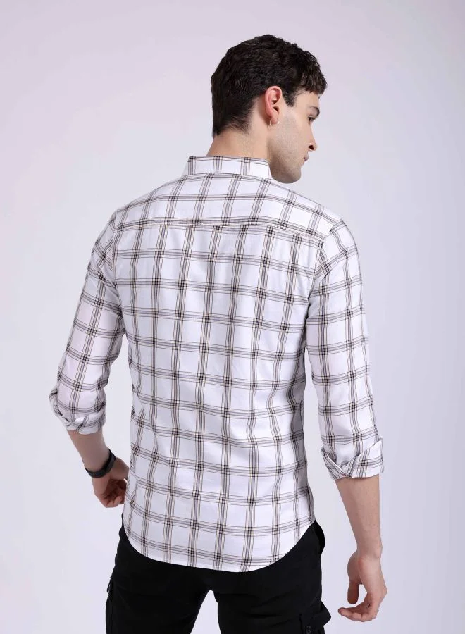 The Indian Garage Co Men Slim Fit Checkered Full Sleeves Cutaway Collar Casual Shirt