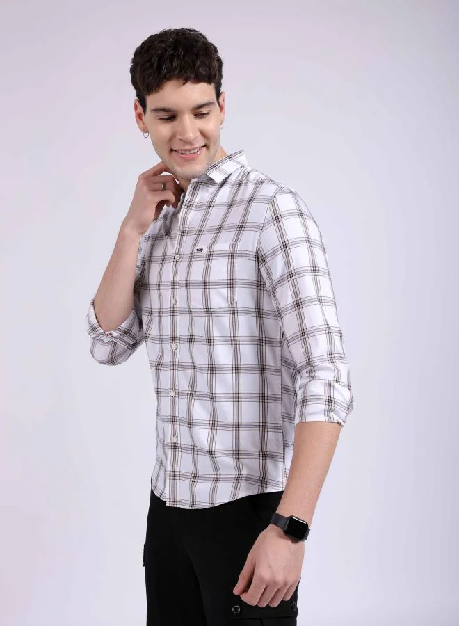 The Indian Garage Co Men Slim Fit Checkered Full Sleeves Cutaway Collar Casual Shirt