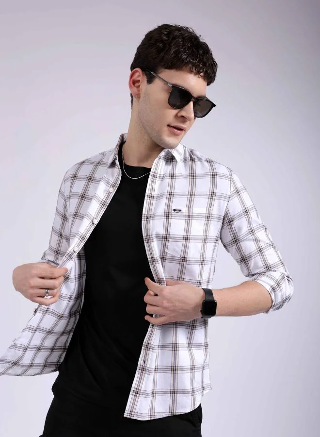 The Indian Garage Co Men Slim Fit Checkered Full Sleeves Cutaway Collar Casual Shirt