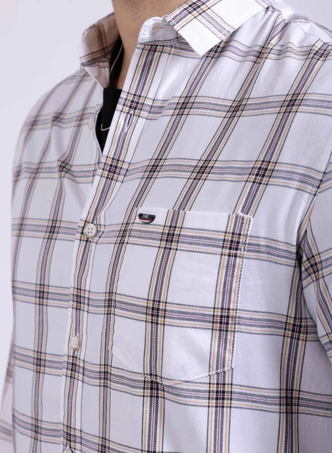 The Indian Garage Co Men Slim Fit Checkered Full Sleeves Cutaway Collar Casual Shirt