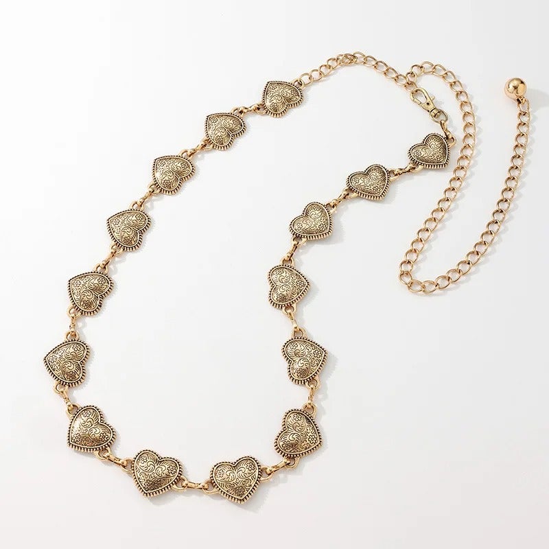 ذا بلاك بيرل اكسسوريز حزام معدن حريمي ذهبي شكل قلب - Image 3