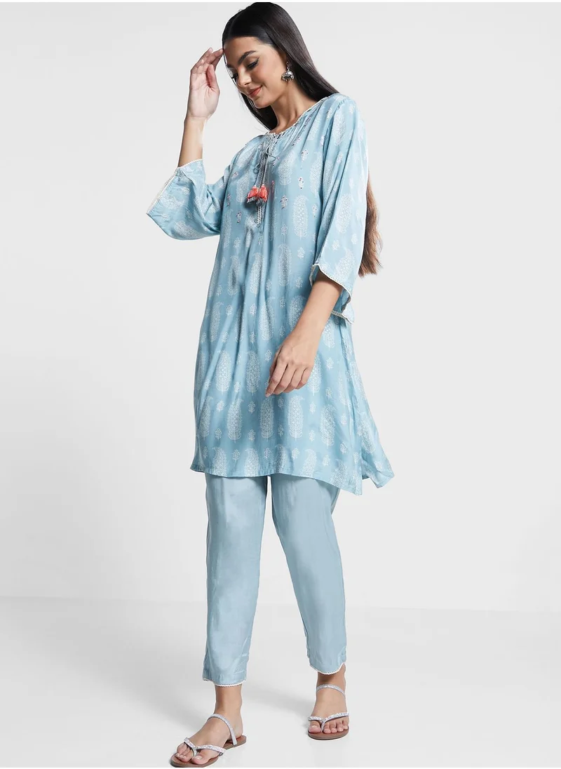 indya Paisley Print Kurti & Pants Set