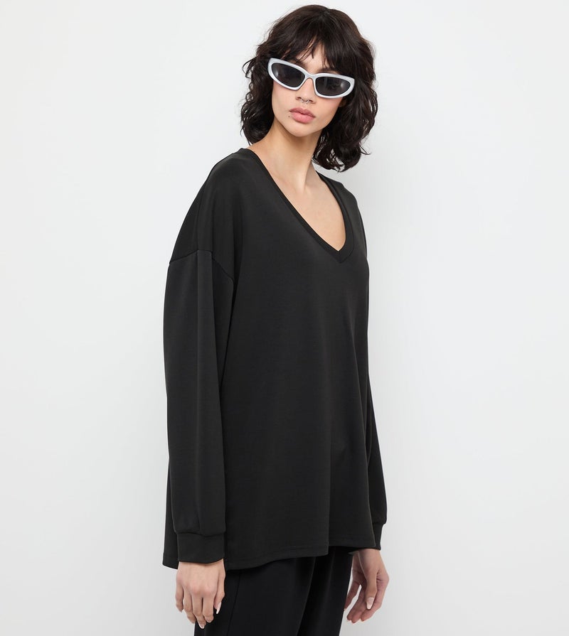 F5 Women's F5 Comfy V-Neck Active Top - Image 2