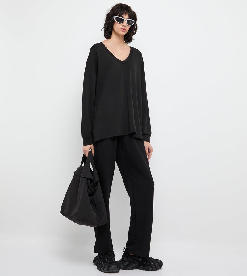 F5 Women's F5 Comfy V-Neck Active Top - Image 3